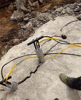 广西壮族自治河池基坑开挖采石设备破石机多少钱分离器破碎机
