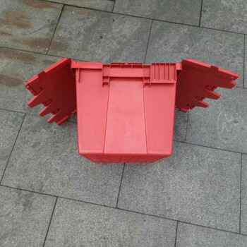 厂家供应红色物流箱斜插箱收纳箱带盖台州汽车储物集装箱