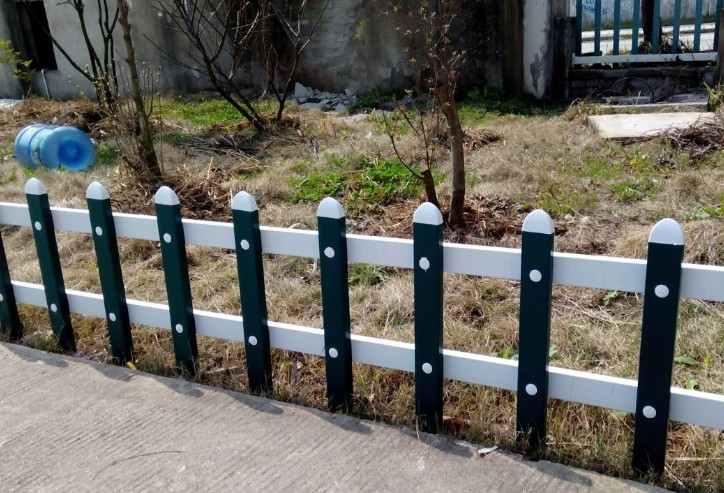 蚌埠市市政公园围栏-绿化护栏一手货源库存大