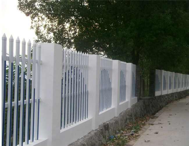 信阳市平桥区花坛pvc护栏、塑钢栅栏·护栏的安装方便