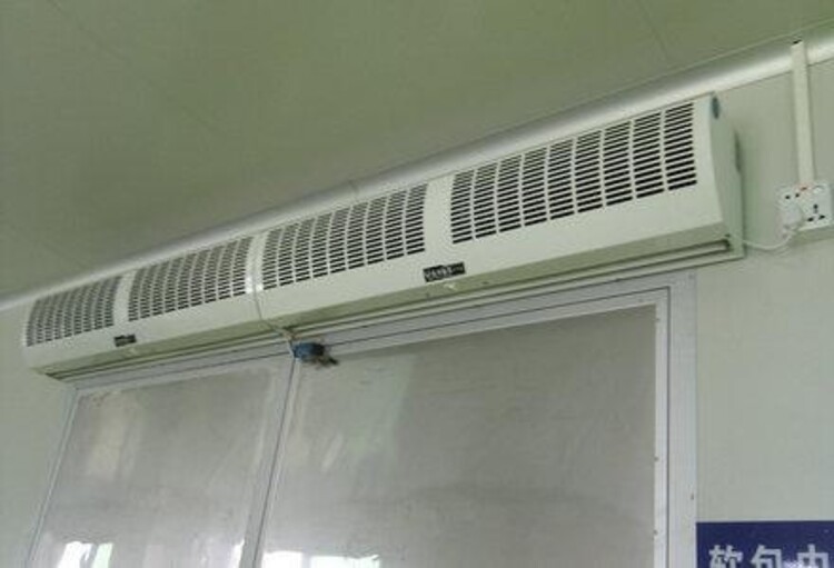 電熱風(fēng)幕機(jī)應(yīng)用
