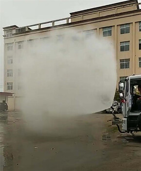 龍巖哪里有賣灑水車電動灑水炮什么價