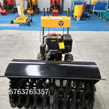 小區(qū)物業(yè)掃雪機(jī)省力效率還高電動掃雪機(jī)