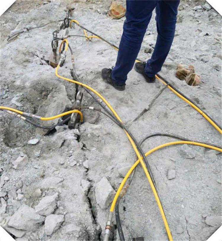 基坑开挖破碎破裂岩石设备裂石器静态不扰民