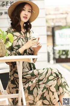 嘉貝逸飛18秋女裝杭州品牌折扣批發(fā)尾貨貨源庫存江南布衣言茶紅袖