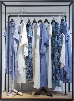 品牌尾貨女裝批發(fā)廠家廣州品牌尾貨女裝批發(fā)品牌尾貨