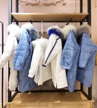 衣之吻19冬装连衣裙品牌女装折扣尾货库存批发图片