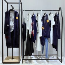 品味缘秋冬装世界女装品牌折扣达衣岩羽绒服专卖店千佳汇服装批发城图片