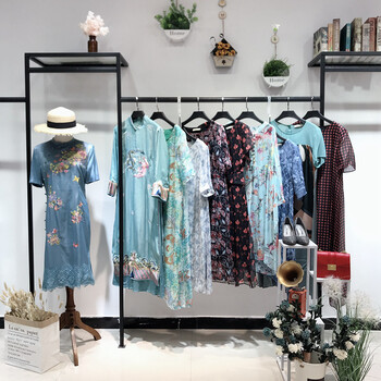 空序女裝品牌折扣女裝公司廣州服裝批發(fā)市場品牌服飾加盟