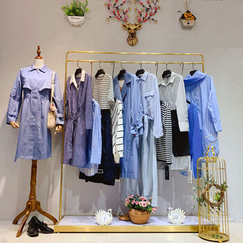 知恩女裝西柳服裝尾貨批發(fā)品牌女裝招代理上海大碼女裝