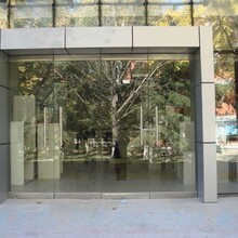 豐臺區(qū)角門安裝玻璃隔斷門隔斷墻定做圖片