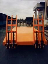 佛山南工車輛挖機(jī)鏟車吊機(jī)專用10噸全掛平板拖車圖片