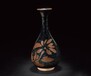 金代创烧出白地黑花葫芦瓶、黑釉桃形壶等特殊器型，为历代罕见