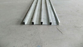 广州白云锁扣楼承板铝镁锰板安装拱形彩钢板图片3