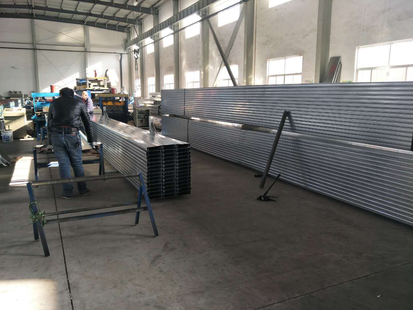 凉山彝族自治州铝镁锰板安装
