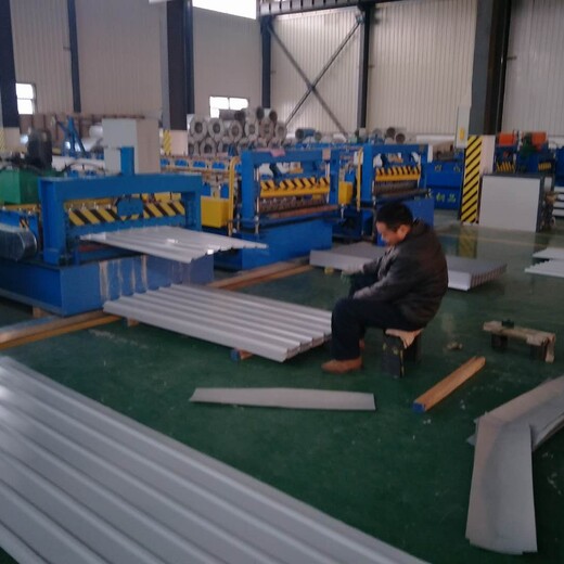 滨州YX130-300-600彩钢板厂家