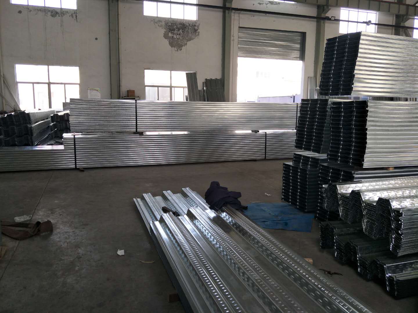 YX51-250-750陕西铝镁锰板