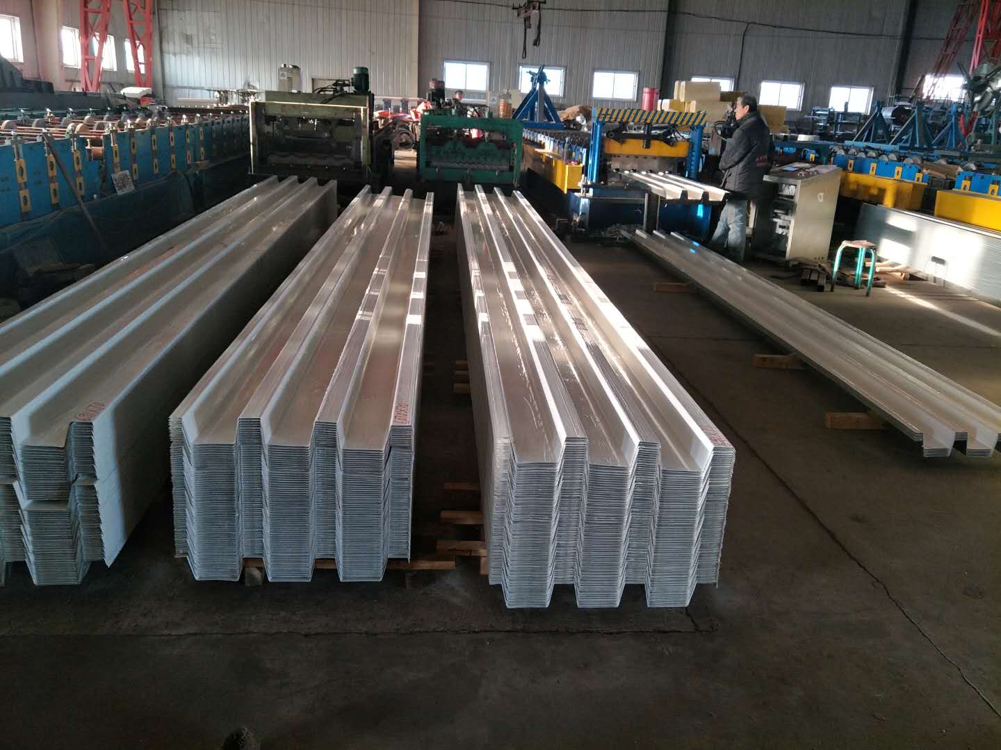 兴安盟YXB48-200-600压型钢板厂家 