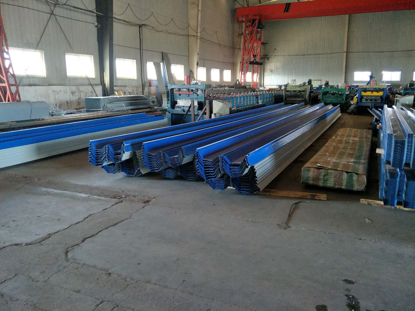 甘孜藏族自治州扇形铝镁锰板安装