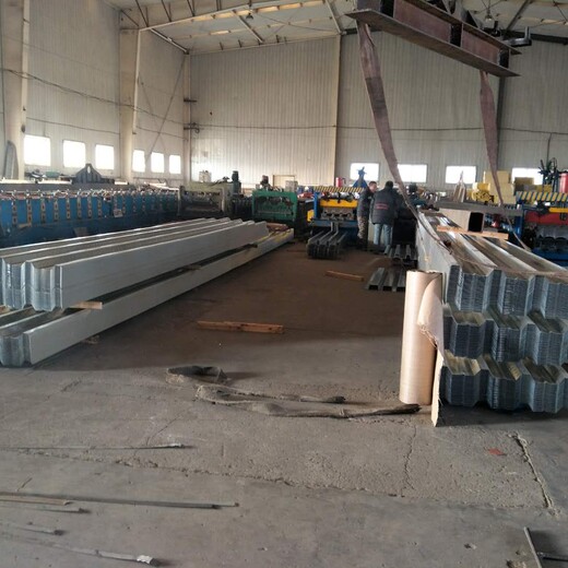 阿坝藏族羌族自治州YJ66-660压型钢板厂家