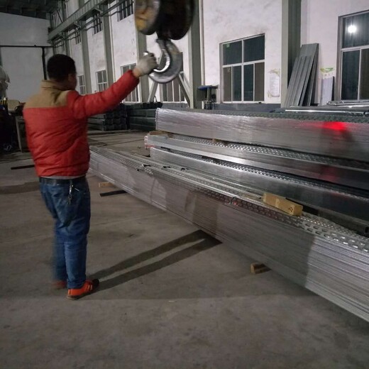 延边朝鲜族自治州YXB48-200-600压型钢板厂家