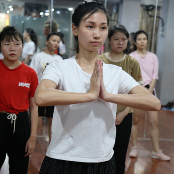 深圳零基础舞蹈培训学校