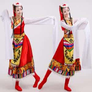 上海厂家大量出售各类演出服舞蹈服处理服装10起