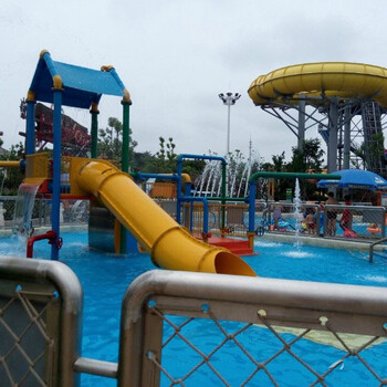 儿童水上游乐园建造水屋水寨水滑梯生厂商水上乐园建造游乐园
