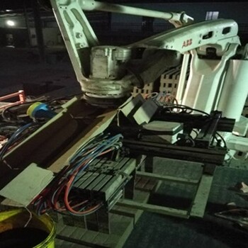 安徽地区ABB机器人售后服务商-ABB机器人保养-更换润滑油脂、本体电池