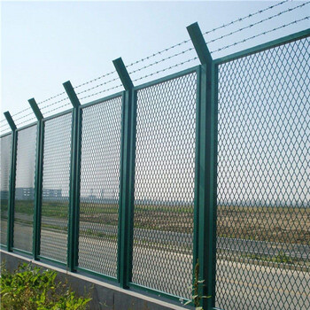 高铁柱子护栏-铁路口栅栏门价格-河北防护栅栏厂家