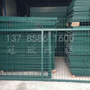 高速鐵路防護(hù)柵欄廠家鐵路隔離柵欄價(jià)格