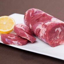 山东青岛肋条牛腩带骨牛排牛肠辣椒肉战斧牛排食品批发图片