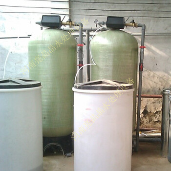 新疆产水量8吨全自动软水器锅炉软水装置软化水处理设备阿克苏