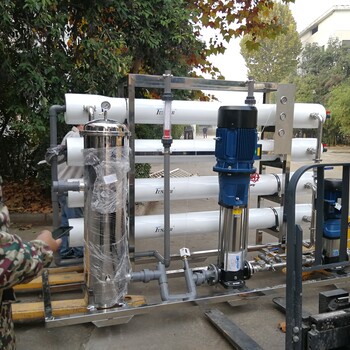 单级反渗透设备驻马店1吨纯净水设备厂家亮晶晶反渗透净水设备