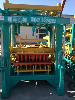 直供山东青岛水泥空心砖机设备模具制造就选建丰砖机