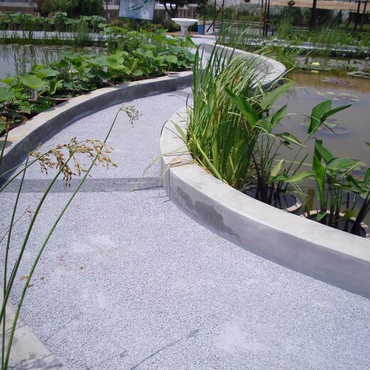 晋州城市绿道·湿地公园大孔无砂透水混凝土地坪施工详细介绍
