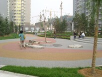广西桂林透水路面铺装、彩色透水混凝土厂家图片2