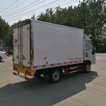 厂家出售江淮汽油3.1米冷藏车，驾驶室带空调