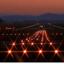 深圳厂家供应快速出口滑行道指示灯6.6A滑行道弯道中线灯