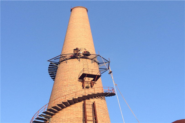 南通烟囱防护爬梯制作安装公司的做法