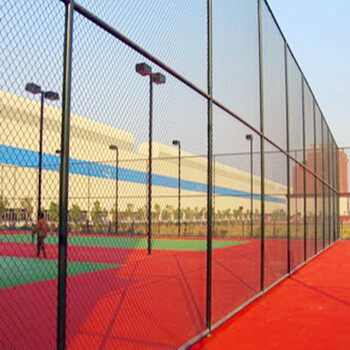 网球场地安装勾花围栏，羽毛球场菱形围网，网球场勾花防护网价格实惠