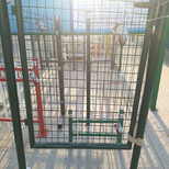 安平铄凯供应带框架的围栏网，运动场所围栏网，自产自销图片1