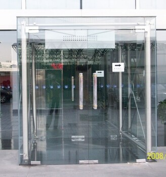上海静安区北京西路玻璃门安装维修门锁更换地弹簧