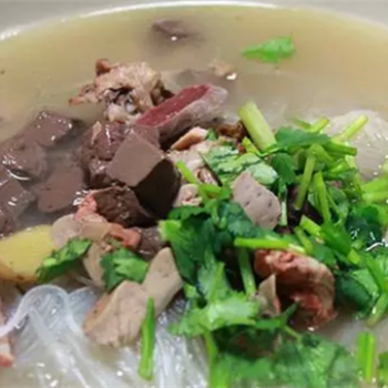 学做鸭血粉丝汤做法广州哪里有培训中心？学做鸭血粉丝技术要多少钱？