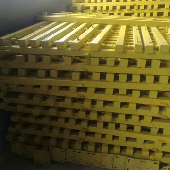天津高速公路框架護(hù)欄網(wǎng)圈地圍墻框架護(hù)欄種植圈地鐵絲網(wǎng)