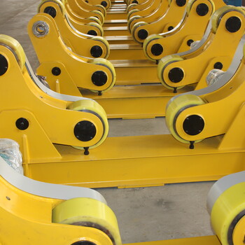 生产华飞数控滚轮架规格,可调式滚轮架