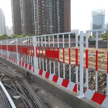 基坑临边安全护栏地铁施工基坑护栏基坑临时防护栏批发