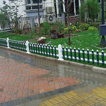 別墅pvc護(hù)欄庭院護(hù)欄廠區(qū)圍墻護(hù)欄小區(qū)護(hù)欄--蛋黃酥的做法: