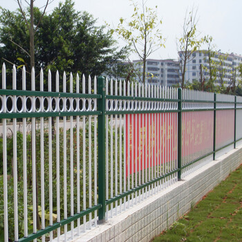 广州阳台窗围栏变压器防护栏杆市政工程隔离栏锌钢护栏厂家