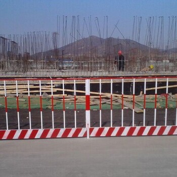 广东广州工地防护网围栏款式中建基坑护栏价格建筑施工护栏